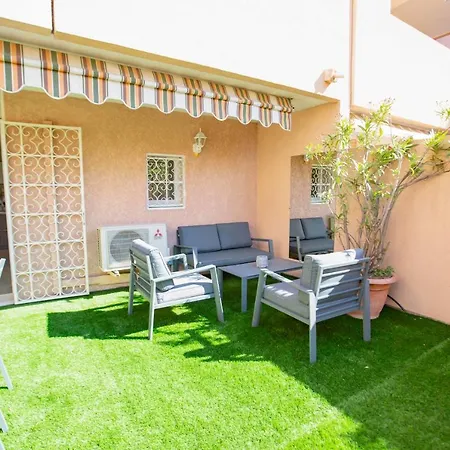 Le Ptit Max Centre - Terrasse * סן-מקסים